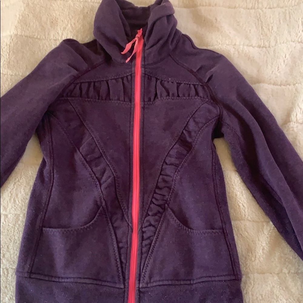 Ivivva sweater